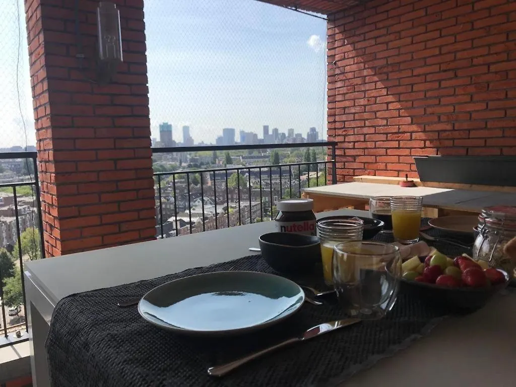 Bed & Breakfast B&B De Boomhut Rotterdam